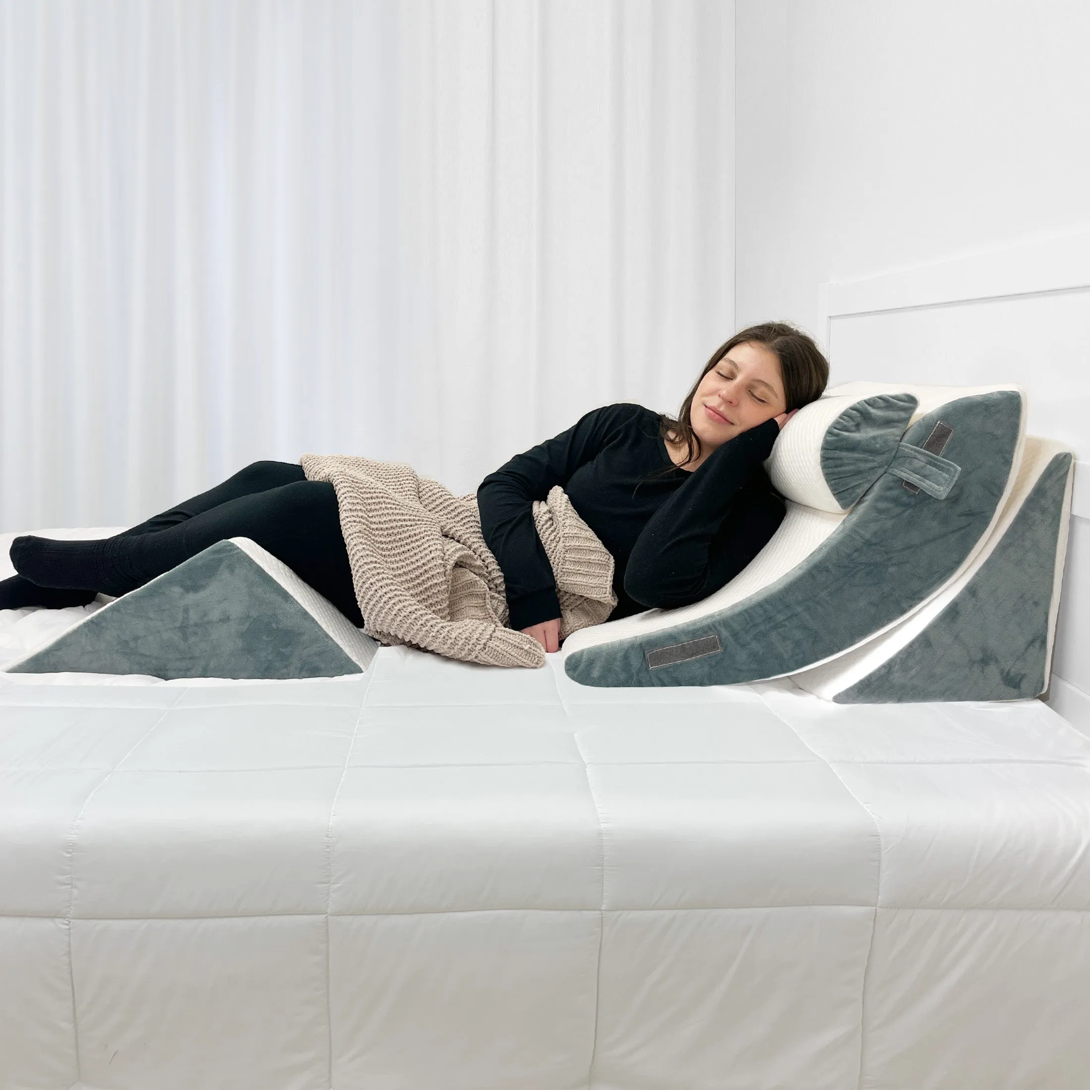 Dream Plush® Adjustable Wedge Pillow Set