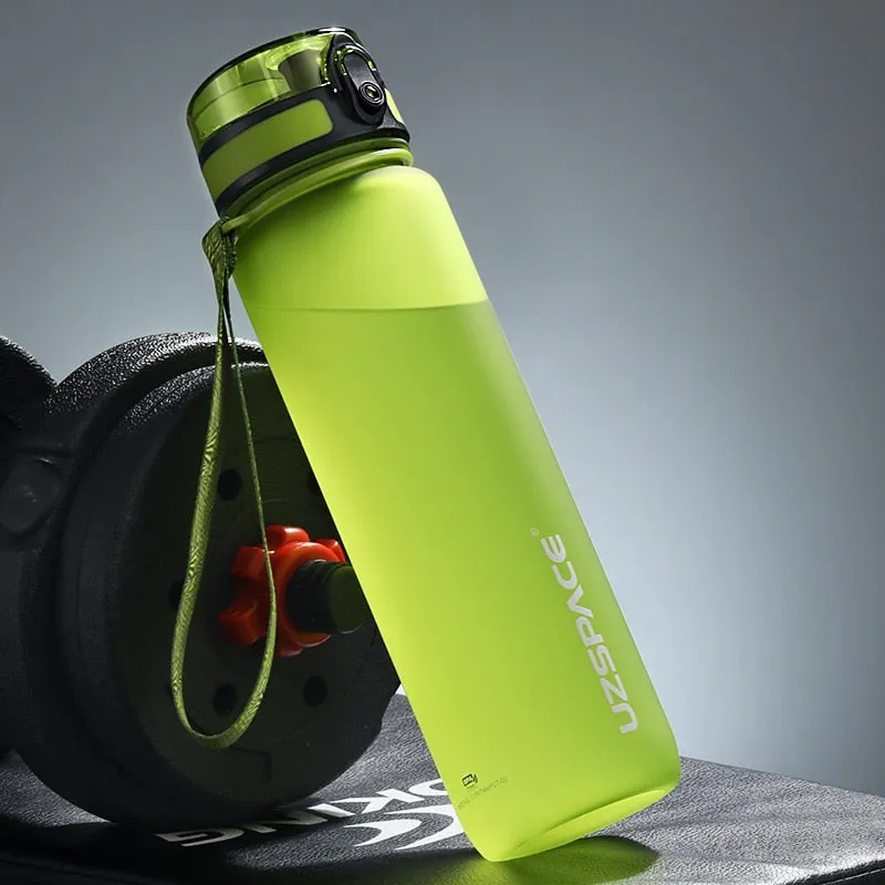 Sports Water Bottle 500/1000ML Protein Shaker Outdoor Travel Portable Leakproof Drinkware Plastic Drink Bottle BPA Free
