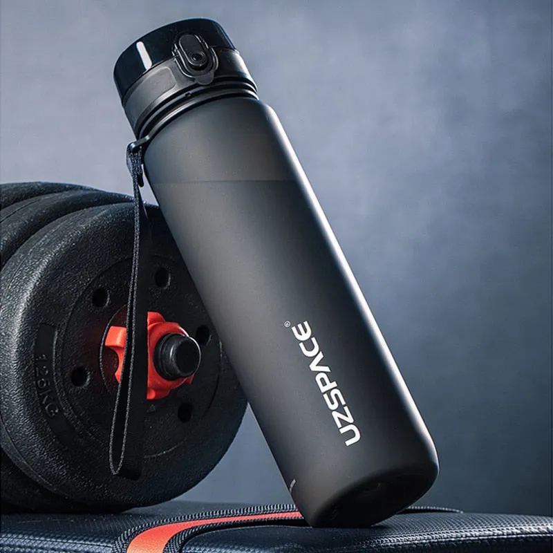 Sports Water Bottle 500/1000ML Protein Shaker Outdoor Travel Portable Leakproof Drinkware Plastic Drink Bottle BPA Free